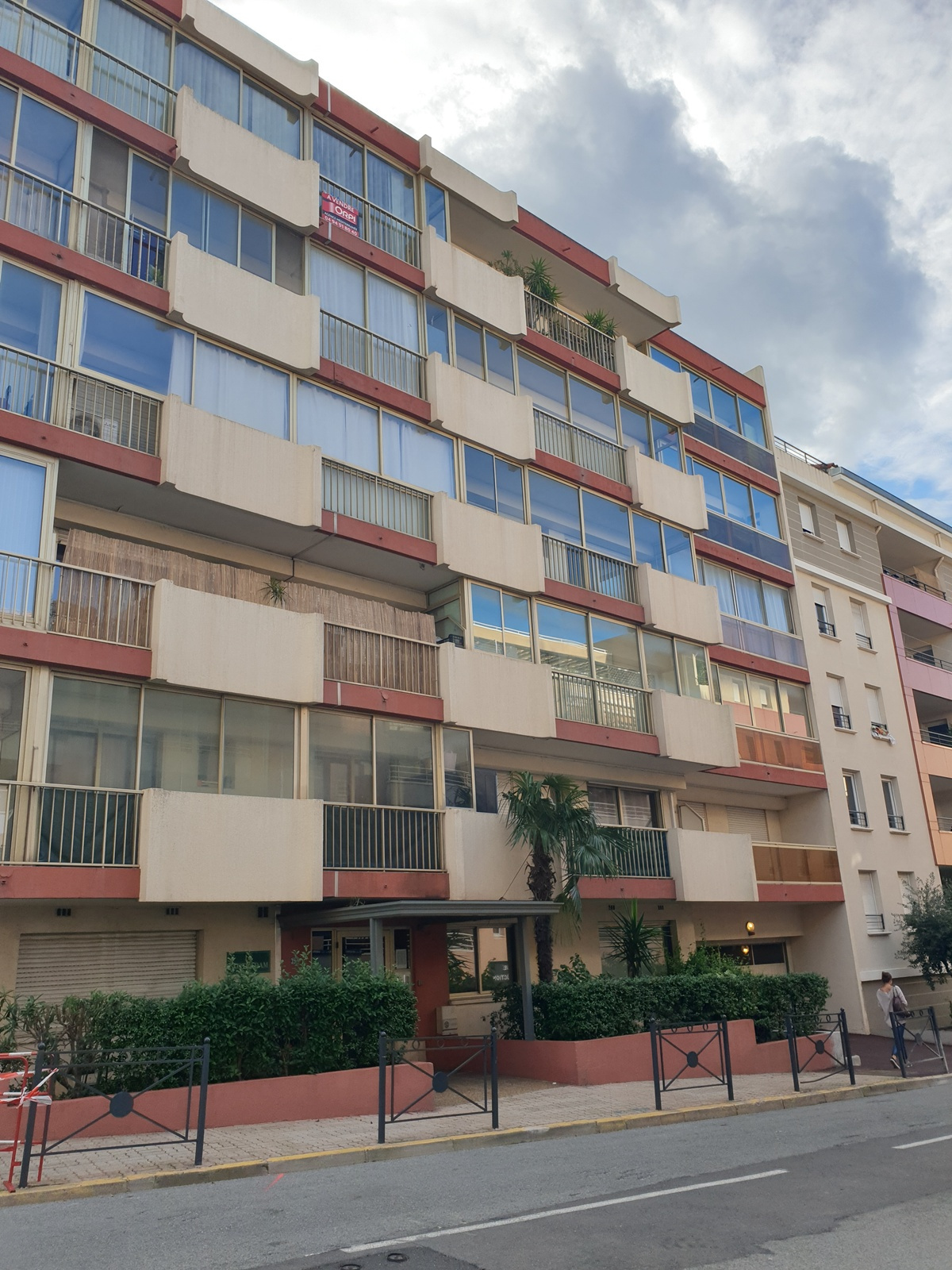 location ST RAPHAEL LAMARTINE T2 40m²